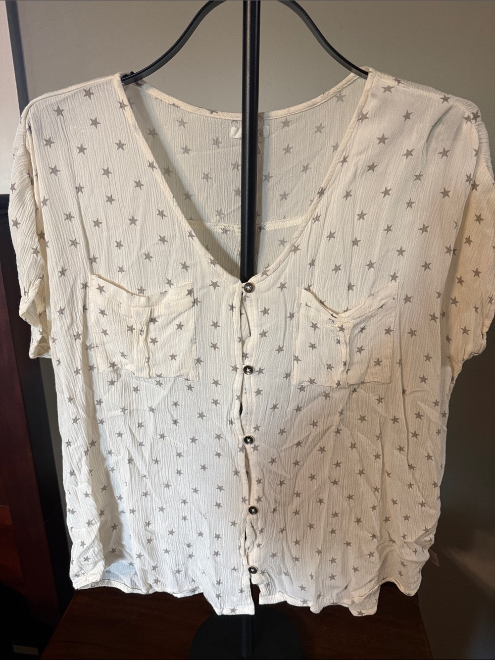 Maurices Cream Short-Sleeve Star Print Button-Front Shirt